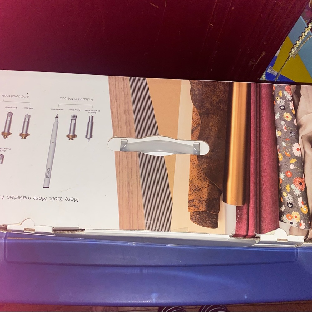 Cricut maker, heat press and mini heat press! Will add vinyl & accessories free